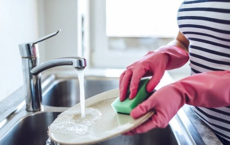 Bad Kitchen Habits You Need To Stop Immediately Bad Kitchen Habits You Need To Stop Immediately