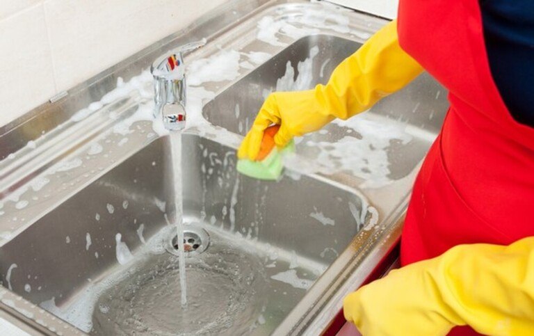 Bad Kitchen Habits You Need To Stop Immediately Bad Kitchen Habits You Need To Stop Immediately