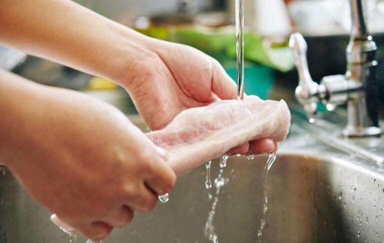 Bad Kitchen Habits You Need To Stop Immediately Bad Kitchen Habits You Need To Stop Immediately