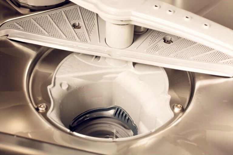 How To Clean A Smelly Dishwasher? How To Clean A Smelly Dishwasher?