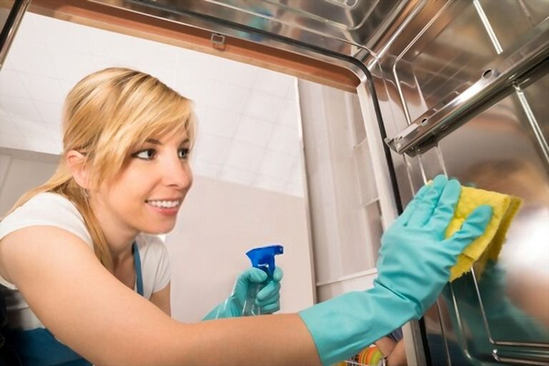 How To Clean A Smelly Dishwasher? How To Clean A Smelly Dishwasher?