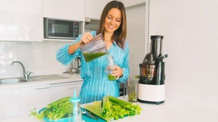 Best Small Juicer For Celery of 2025: Top 6 Picks